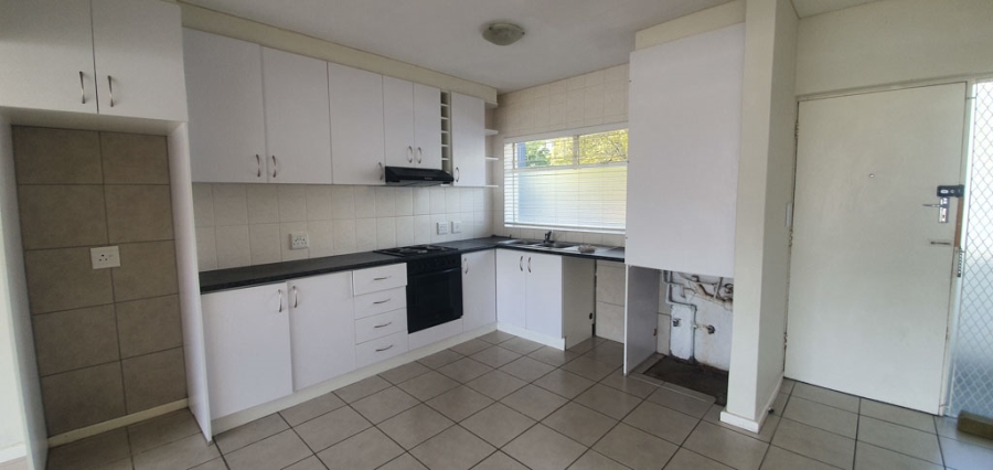 To Let 2 Bedroom Property for Rent in Sea Point Western Cape